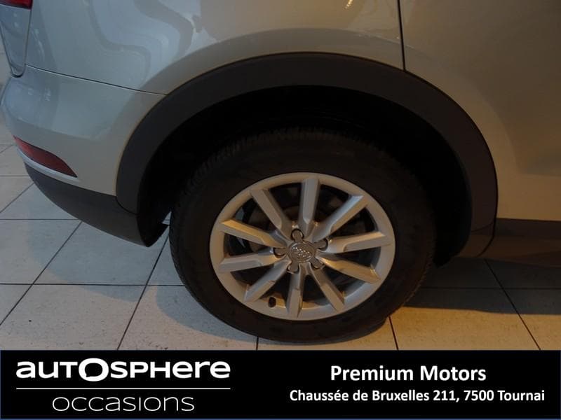 Audi Q3 AMBIENTE - 8