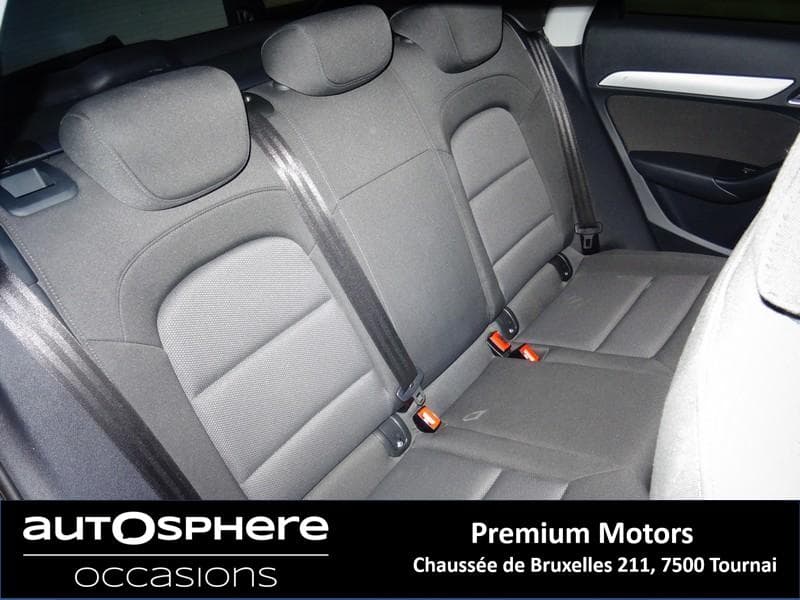Audi Q3 AMBIENTE - 24