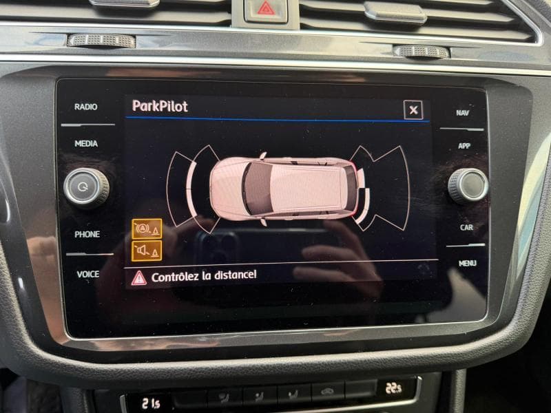 Volkswagen Tiguan R-Line | 1.4 TSI 125cv | Carplay | Virtual Cockpit | GPS | Capteurs Av+Ar - 18
