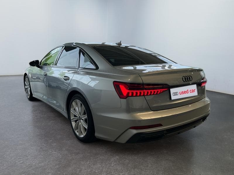 Audi A6 S-line | 2.0 TDI 163cv | Carplay | Caméra | Toit ouvrant | Virtual Cockpit - 7