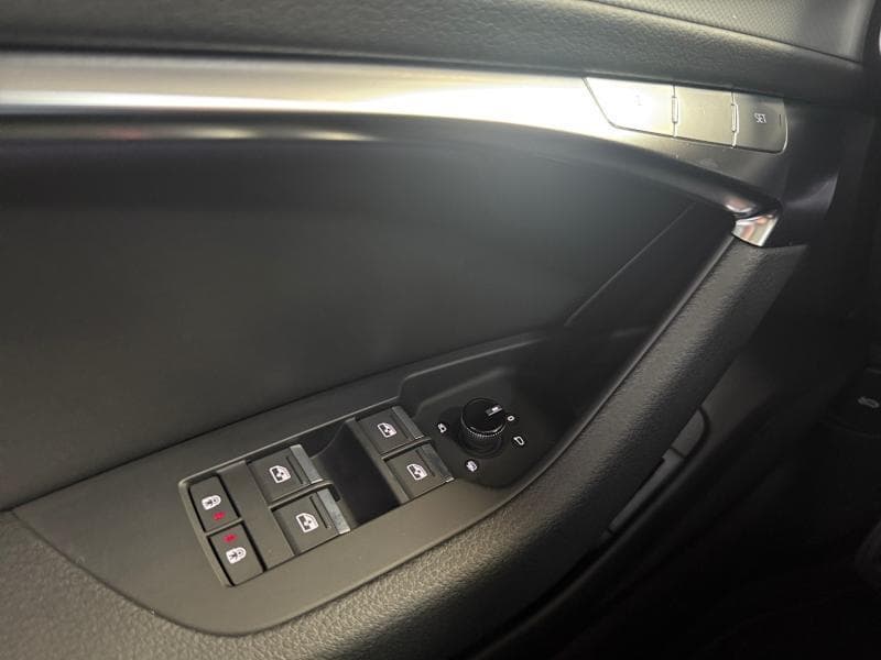 Audi A6 Advanced | 2.0 TDI 163cv | GPS | Carplay | Capteurs AV+AR | Camera | Cruise controle | Sièges AV chauffants - 24