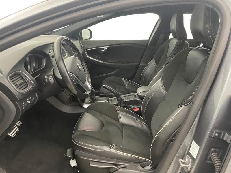 Volvo V40 Boite auto*GPS*Caméra*Capteurs Av/Ar*Clim auto - 10