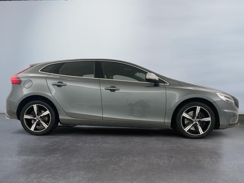 Volvo V40 Boite auto*GPS*Caméra*Capteurs Av/Ar*Clim auto - 4