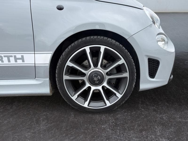 Abarth 595C Turismo | 1.4 L T-Jet 163cv | GPS | Capteurs Ar | Clim auto | Cuir - 8