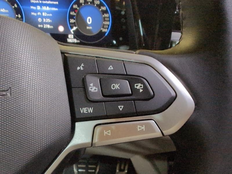 Volkswagen Multivan FAIBLE KMS * 7 PLACES * ATTELAGE * CARPLAY * TVA - 24