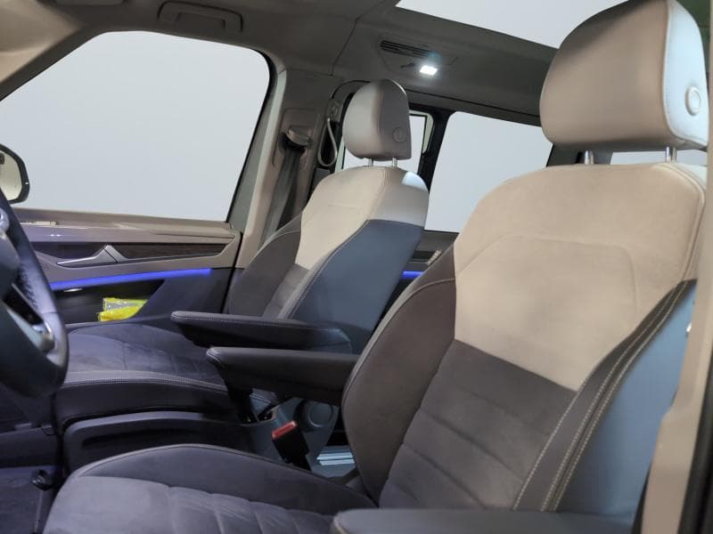 Volkswagen Multivan FAIBLE KMS * 7 PLACES * ATTELAGE * CARPLAY * TVA - 10