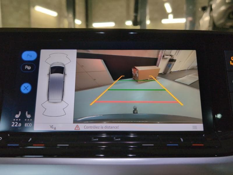 Volkswagen Multivan FAIBLE KMS * 7 PLACES * ATTELAGE * CARPLAY * TVA - 20