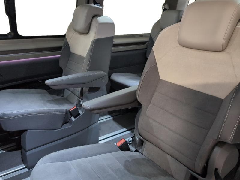 Volkswagen Multivan FAIBLE KMS * 7 PLACES * ATTELAGE * CARPLAY * TVA - 12