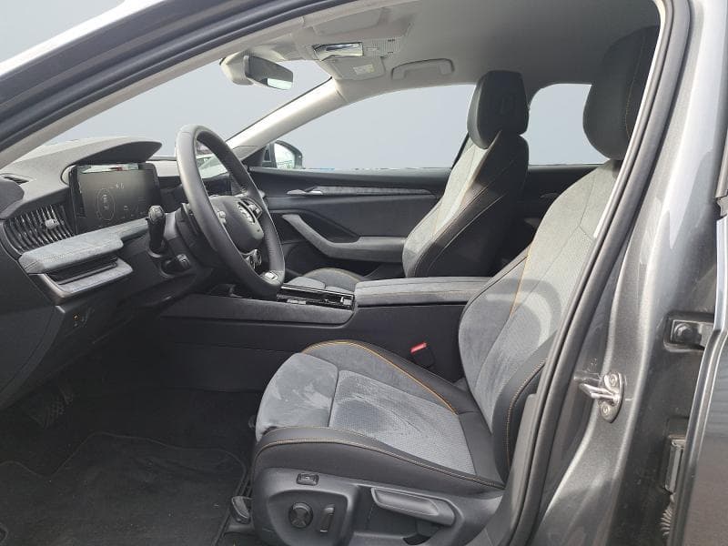 Skoda Superb Selection | 1.5 TSI 150cv | Alcantara | Carplay | GPS | Caméra - 7