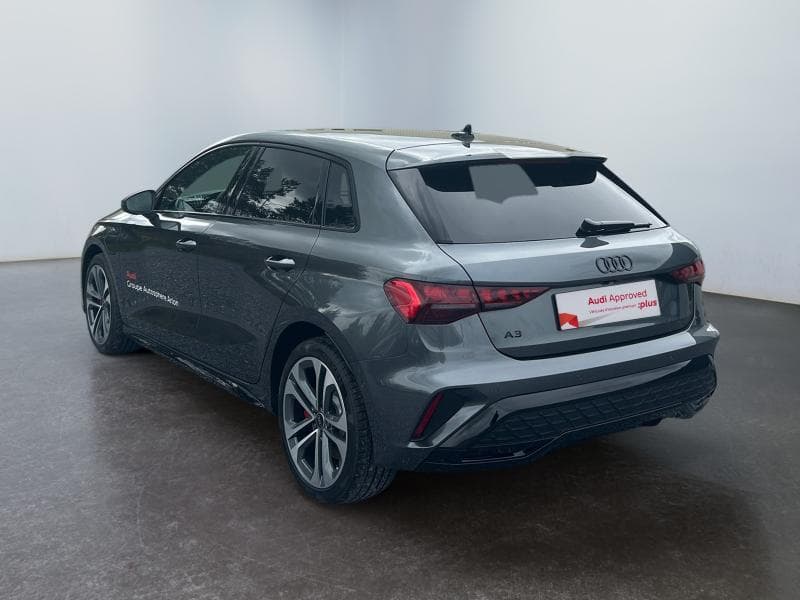 Audi A3 Sportback S-Line - 3
