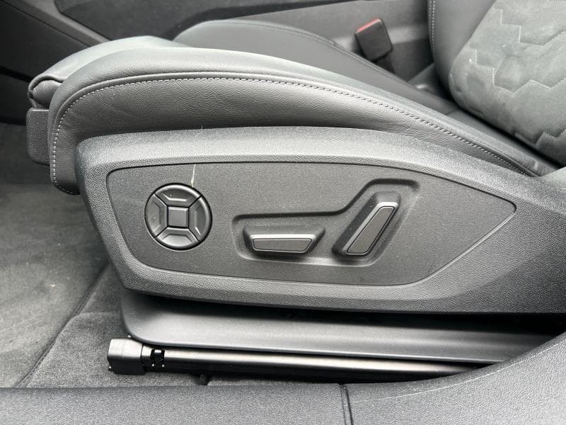 Audi A6 Avant*E-Tron*Performance*EditionOne*FullOptions - 26