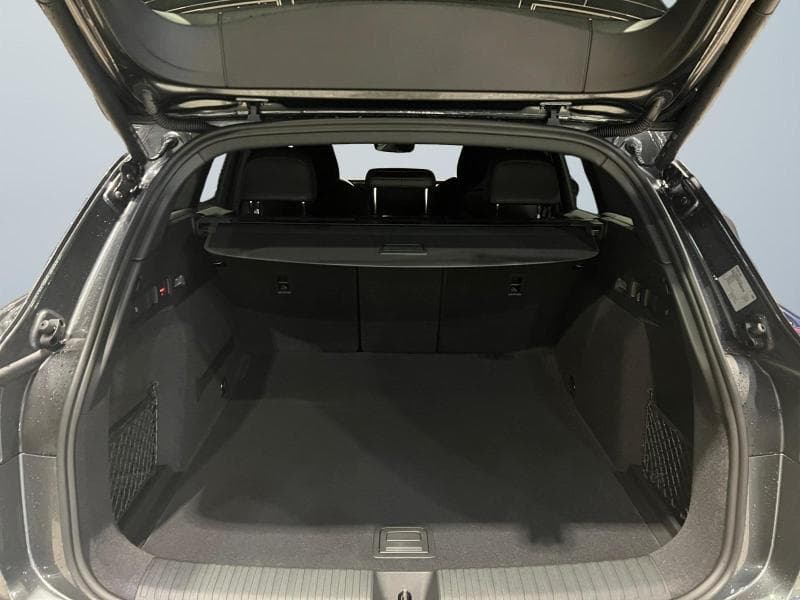 Audi Q6 e-tron S-line - 17