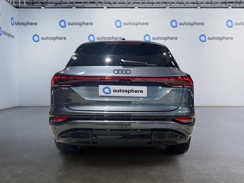 Audi Q6 e-tron S-line - 12