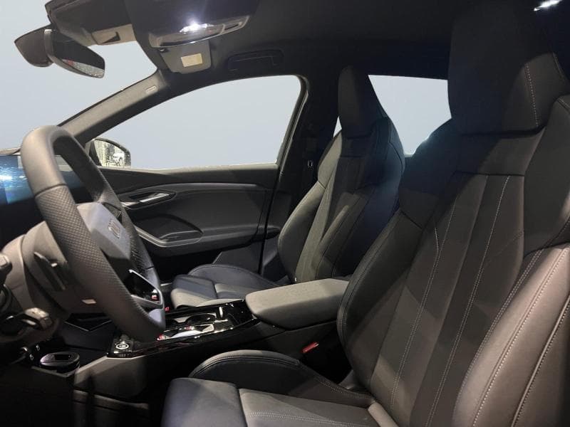 Audi Q6 e-tron S-line - 4