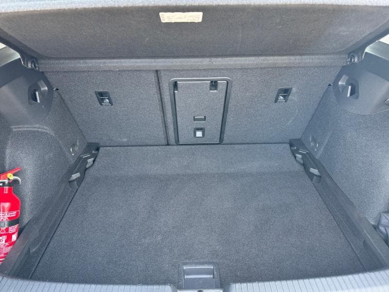 Volkswagen Golf VIII Life - 24