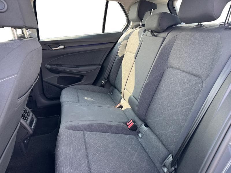 Volkswagen Golf VIII Life - 11