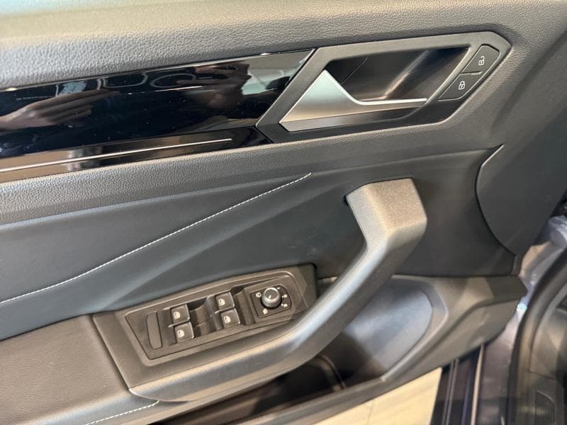 Volkswagen T-Roc Cabriolet R-line Business Premium - 19