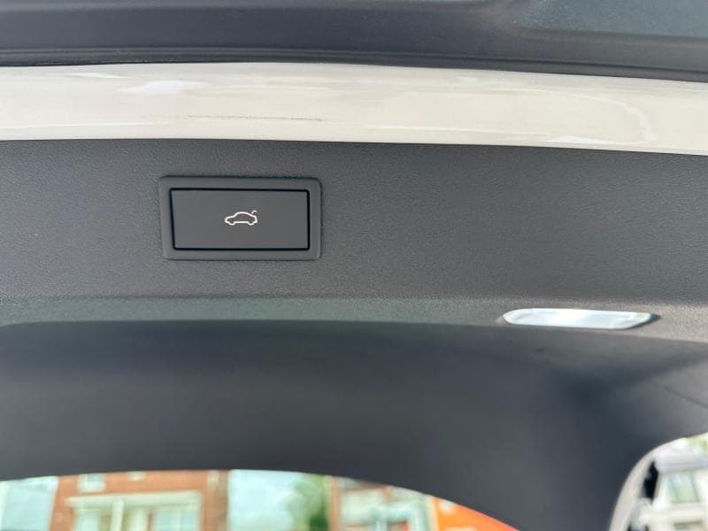 Skoda Enyaq 85 Corporate - 29