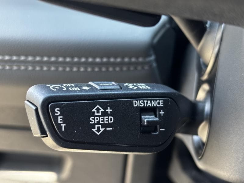 Audi Q6 e-tron S-line int et ext | 387 CV electrique | Camera 360 | GPS | Carplay | Attache remorque | kms evolutifs - 18