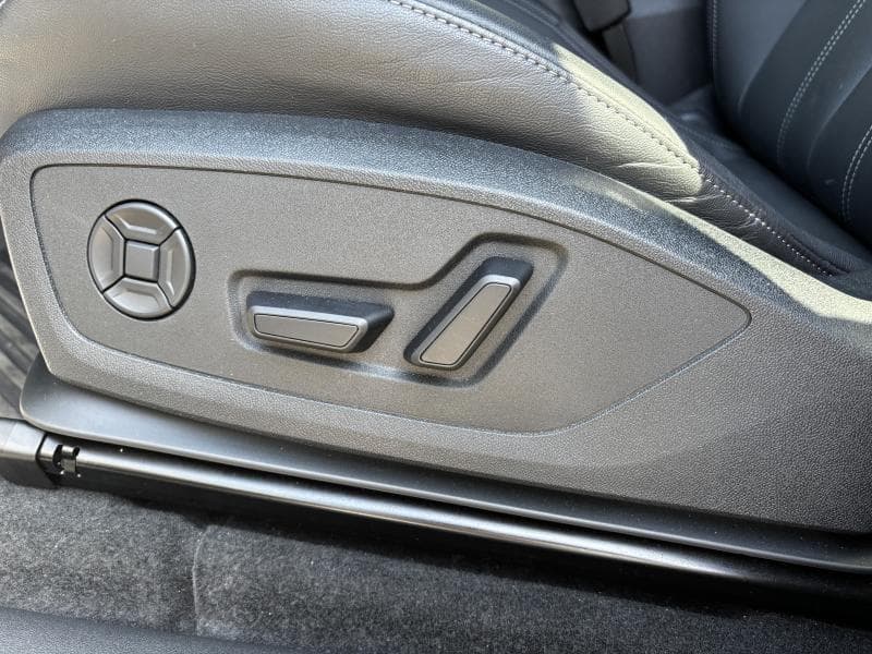 Audi Q6 e-tron S-line int et ext | 387 CV electrique | Camera 360 | GPS | Carplay | Attache remorque | kms evolutifs - 17