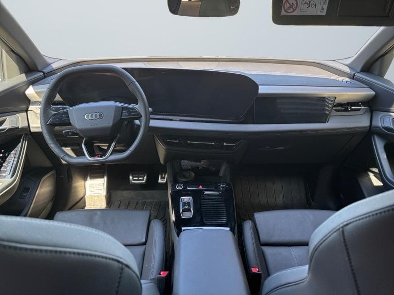Audi Q6 e-tron S-line int et ext | 387 CV electrique | Camera 360 | GPS | Carplay | Attache remorque | kms evolutifs - 14