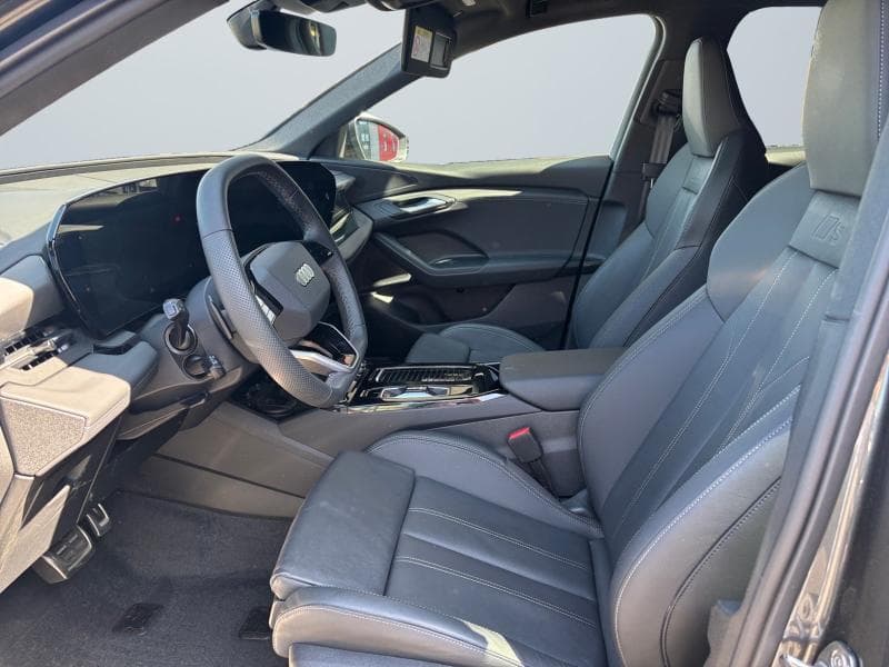 Audi Q6 e-tron S-line int et ext | 387 CV electrique | Camera 360 | GPS | Carplay | Attache remorque | kms evolutifs - 3