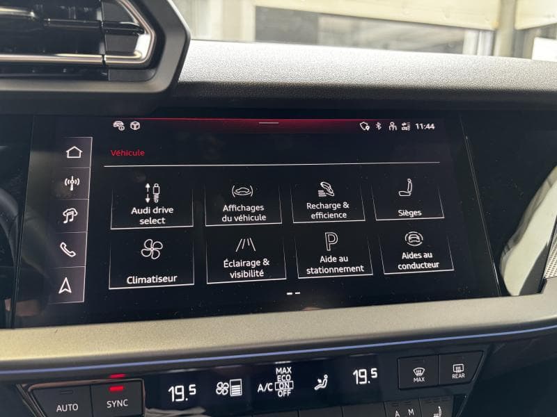 Audi A3 Sportback Advanced | 1.5 TFSIe 204 CV | Camera | GPS | Carplay | Hayon electrique | + kit hiver | kms evolutifs - 23