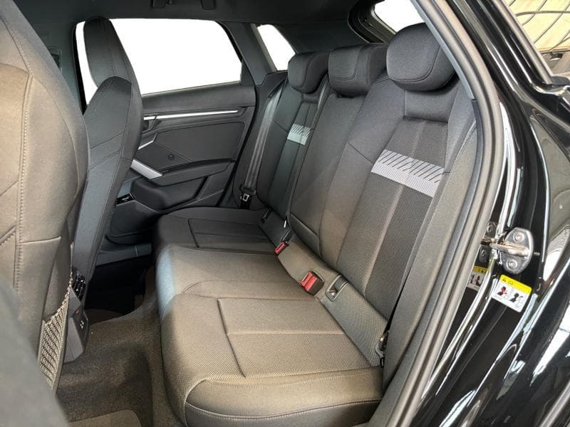Audi A3 Sportback Advanced | 1.5 TFSIe 204 CV | Camera | GPS | Carplay | Hayon electrique | + kit hiver | kms evolutifs - 14