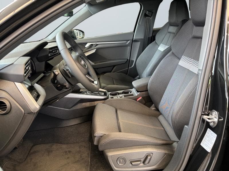 Audi A3 Sportback Advanced | 1.5 TFSIe 204 CV | Camera | GPS | Carplay | Hayon electrique | + kit hiver | kms evolutifs - 3