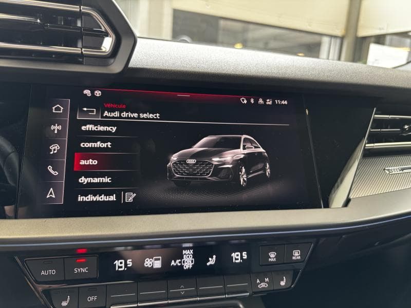 Audi A3 Sportback Advanced | 1.5 TFSIe 204 CV | Camera | GPS | Carplay | Hayon electrique | + kit hiver | kms evolutifs - 24