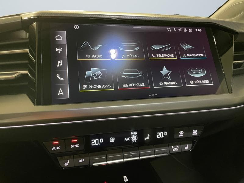 Audi Q4 e-tron 45 Attraction *Cuir, Carplay, Caméra - 16