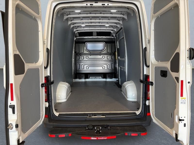 Volkswagen Crafter 2L TDI 177 CV L3H3 | Carplay | Crochet | Camera | Plancher | Dispo 27/11 - 8