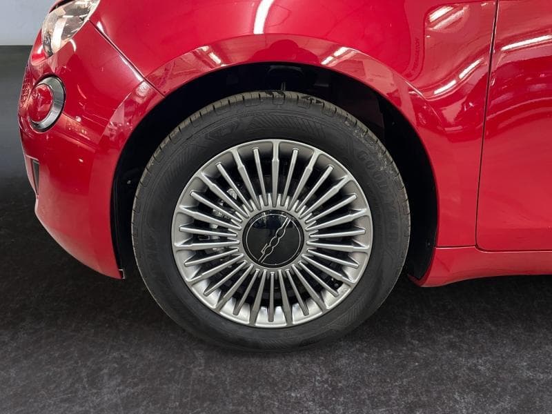 Fiat 500e Red*Boite auto*GPS*Caméra*Clim auto*!!! 21 kms !!! - 8