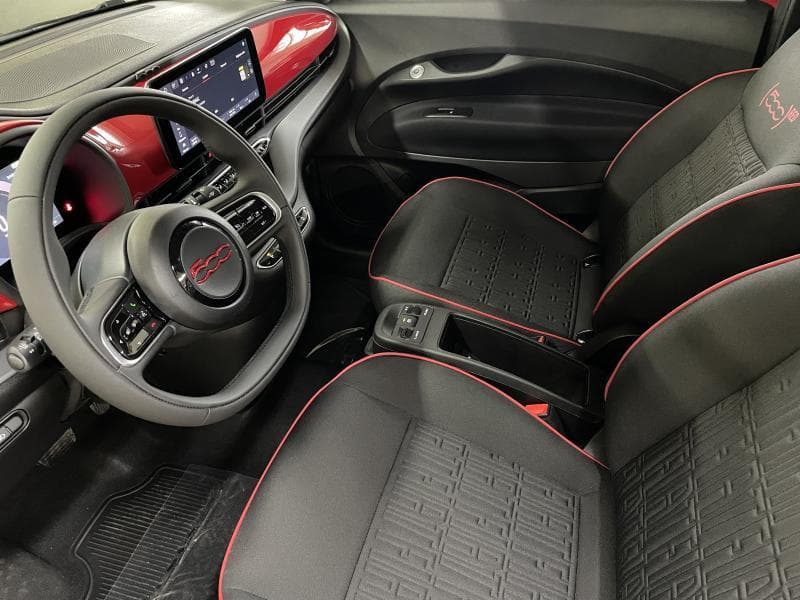 Fiat 500e Red*Boite auto*GPS*Caméra*Clim auto*!!! 21 kms !!! - 10