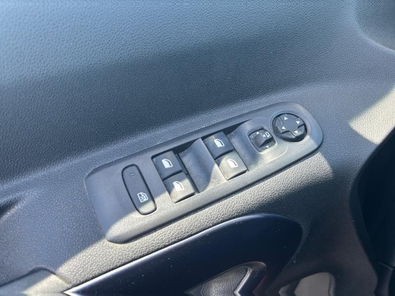 Peugeot Rifter Standard Allure | 1.5 BleuHDI 102cv | GPS | Caméra | Attelage | Clim - 28