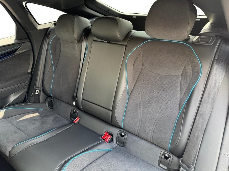 Volkswagen ID.7 Pro*Jantes*GPS*Caméra - 13