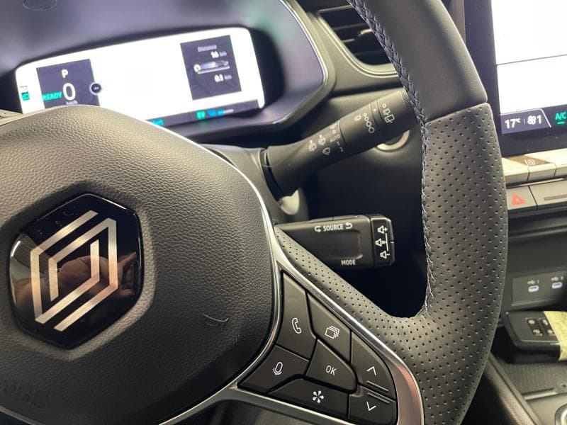 Renault Captur Techno | 1.6 Hybrid 145 cv | Carplay | Caméra | Clim auto | Cruise - 23