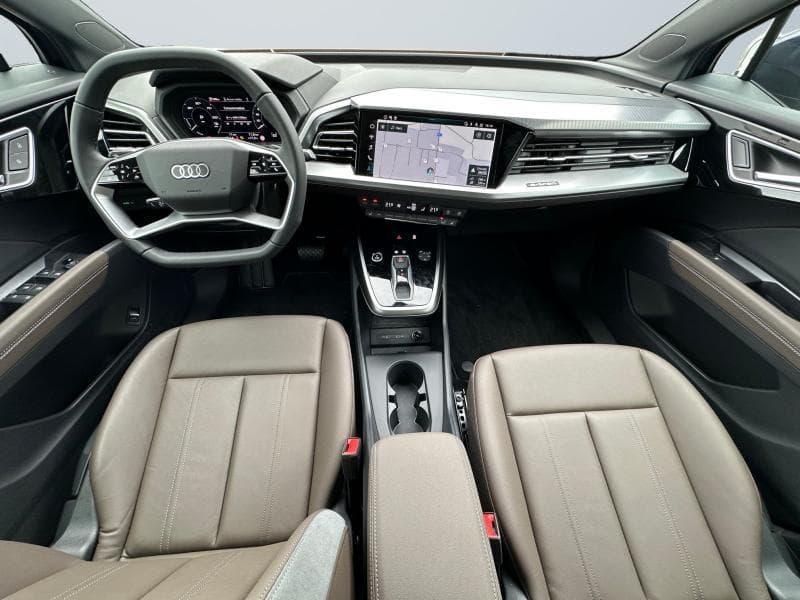 Audi Q4 e-tron Corporate | 45 e-tron | Camera | GPS | Carplay | Sieges av chauffants | kms evolutifs - 16
