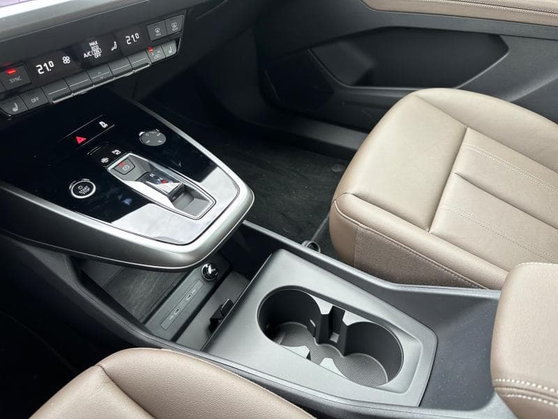 Audi Q4 e-tron Corporate | 45 e-tron | Camera | GPS | Carplay | Sieges av chauffants | kms evolutifs - 27