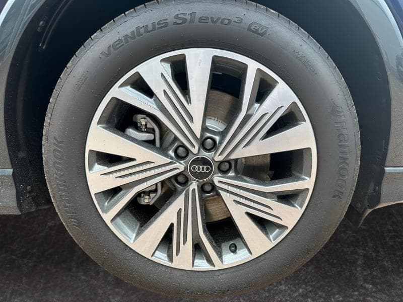 Audi Q4 e-tron Corporate | 45 e-tron | Camera | GPS | Carplay | Sieges av chauffants | kms evolutifs - 9