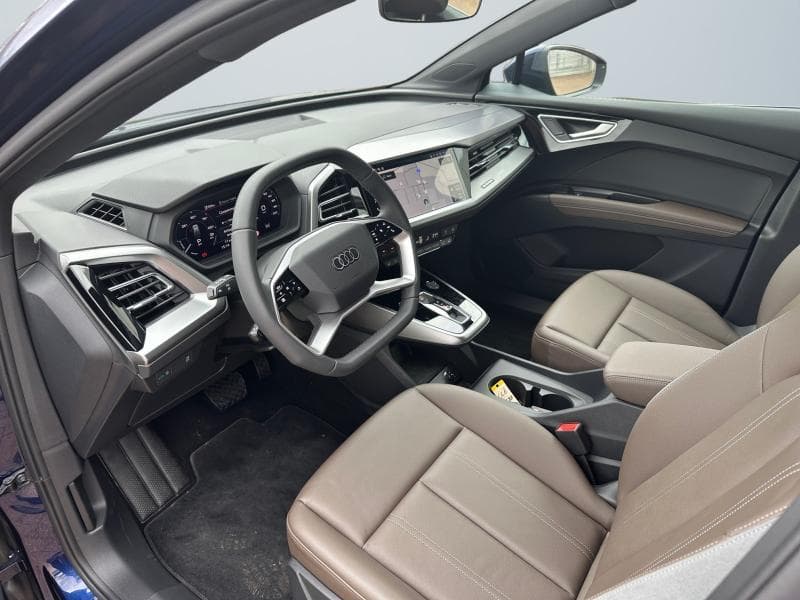 Audi Q4 e-tron Corporate | 45 e-tron | Camera | GPS | Carplay | Sieges av chauffants | kms evolutifs - 14