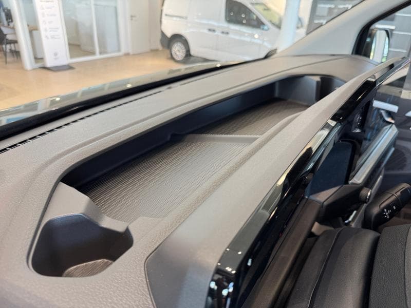 Volkswagen Caravelle E-Caravelle Life 3100mm BEV - 20