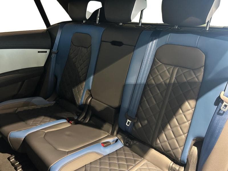 Audi Q8 TFSIe - 13