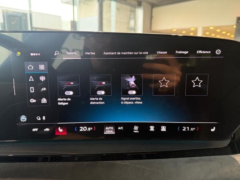Audi Q6 e-tron Advanced/100KWh 387cv 620Kms WLTP | Quattro | Pneumatique | GPS | Carplay | Caméra 360 | Capteurs AV+AR | Toit ouvrant pano | Sièges AV chauffants | Clim auto | Cuir | Virtual Cockpit | Led Matrix - 19