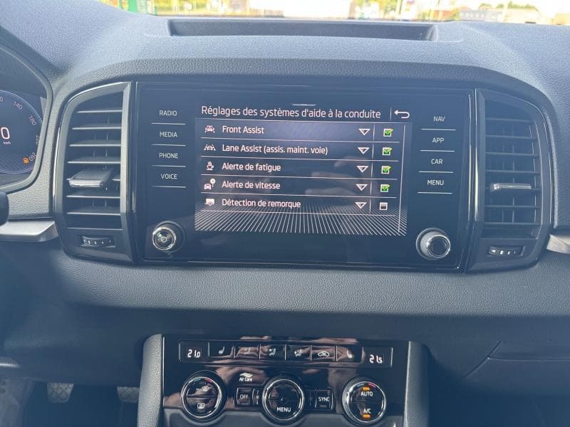 Skoda Karoq Family | 1.0 TSI 115cv | Carplay | Camera | Attelage | Virtual Cockpit - 21