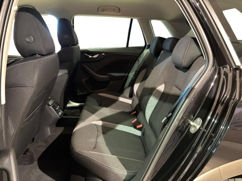 Skoda Kamiq Corporate 1.0 TSI 115cv DSG7 - 7