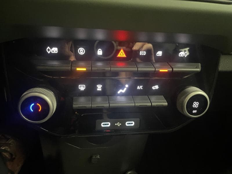 Dacia Spring Extreme*CarPlay*CaméraRecul*AidesConduite*GPS*+* - 17