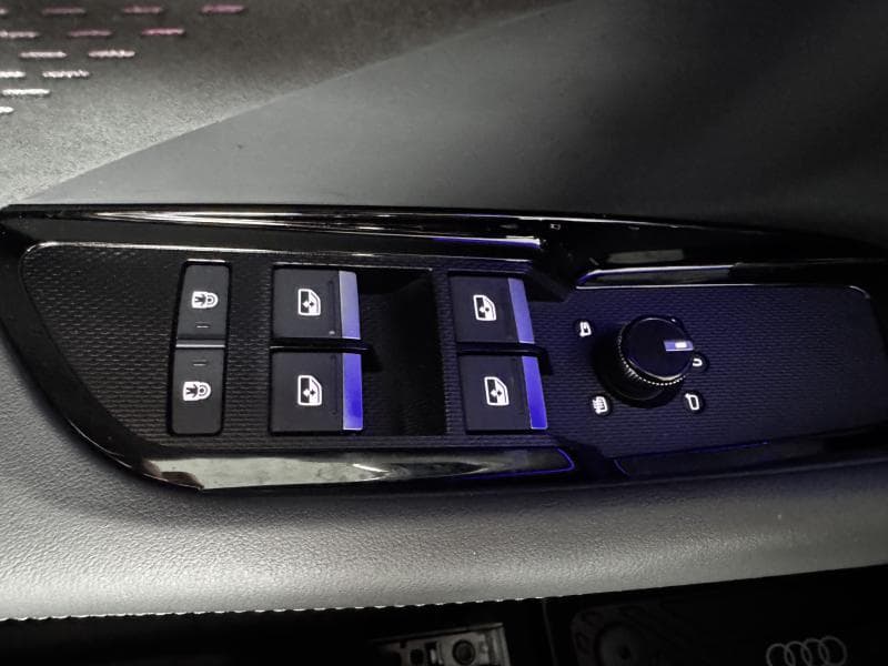 Audi Q3 S-Line int et ext | 1.5 TFSI 150 CV | Camera | GPS | LED | Toit ouvrant et pano | + kit hiver | kms evolutif - 23