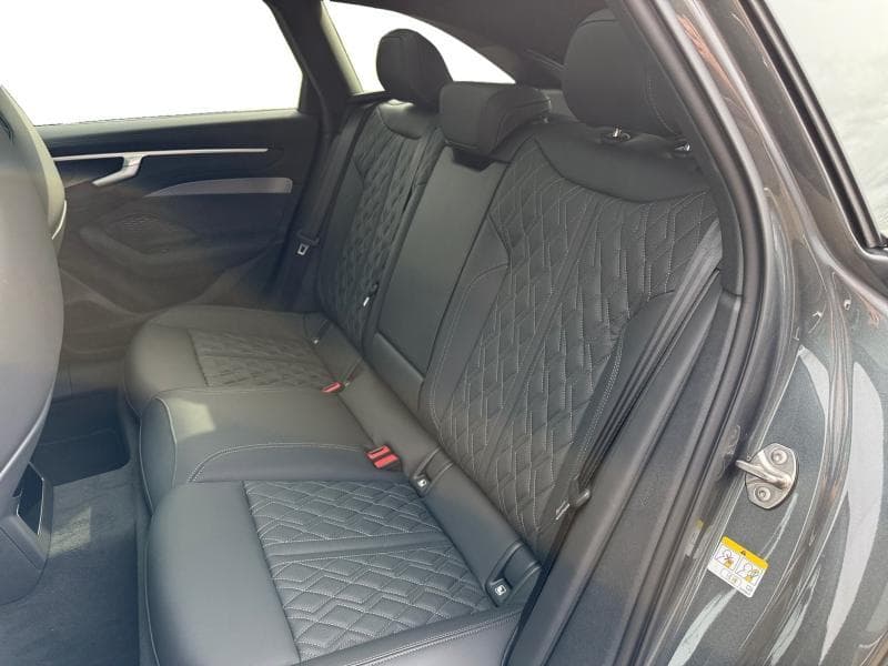 Audi A6 Avant S-Line - 7