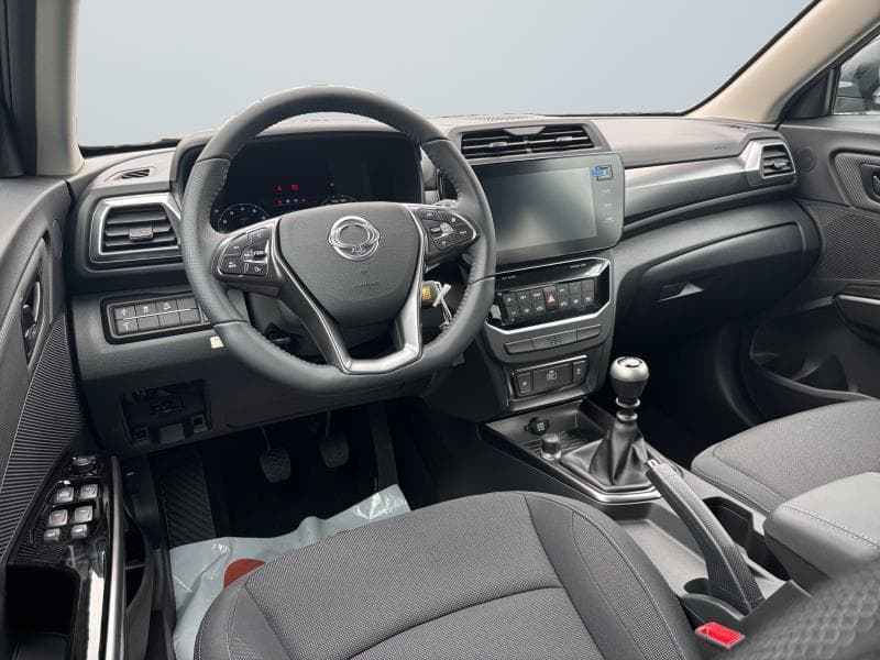 KGM TIVOLI Bronze |1.5 T-GDI 135cv | GPS | CLIM AUTO - 13